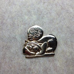 Vintage Goldtone Cartoon Cat Dreaming of Mouse Thought Bubble Brooch Pin